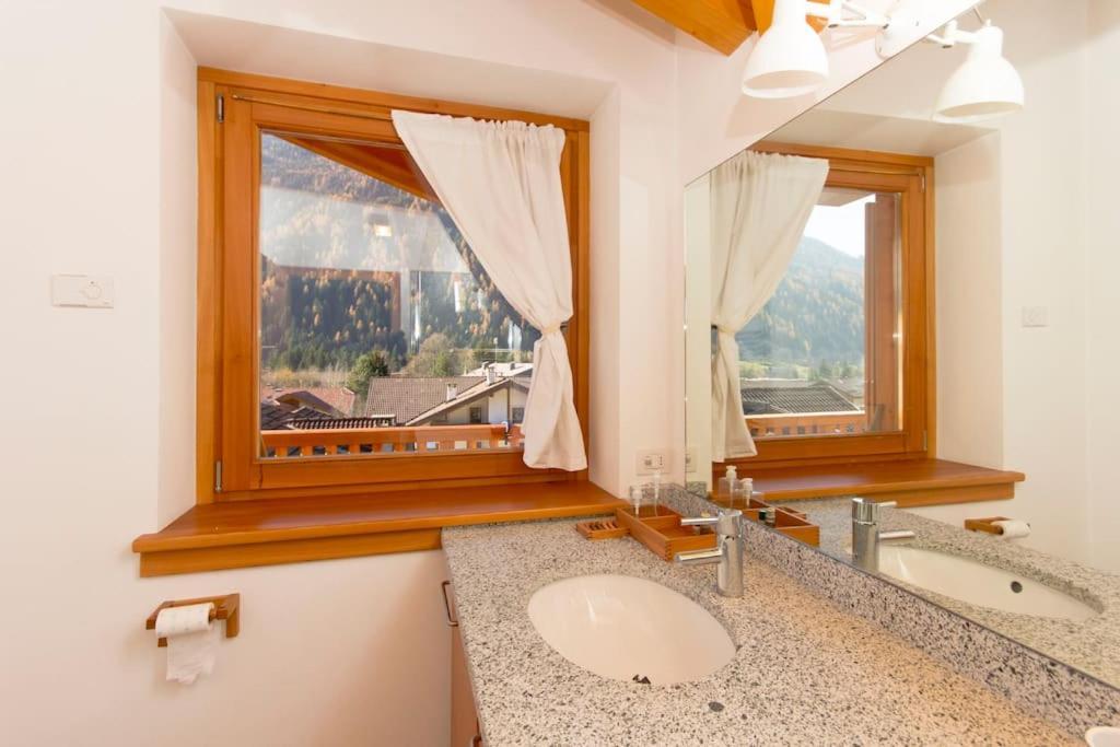 Lovely Apt In Pinzolo Val Rendena 7 Extérieur photo