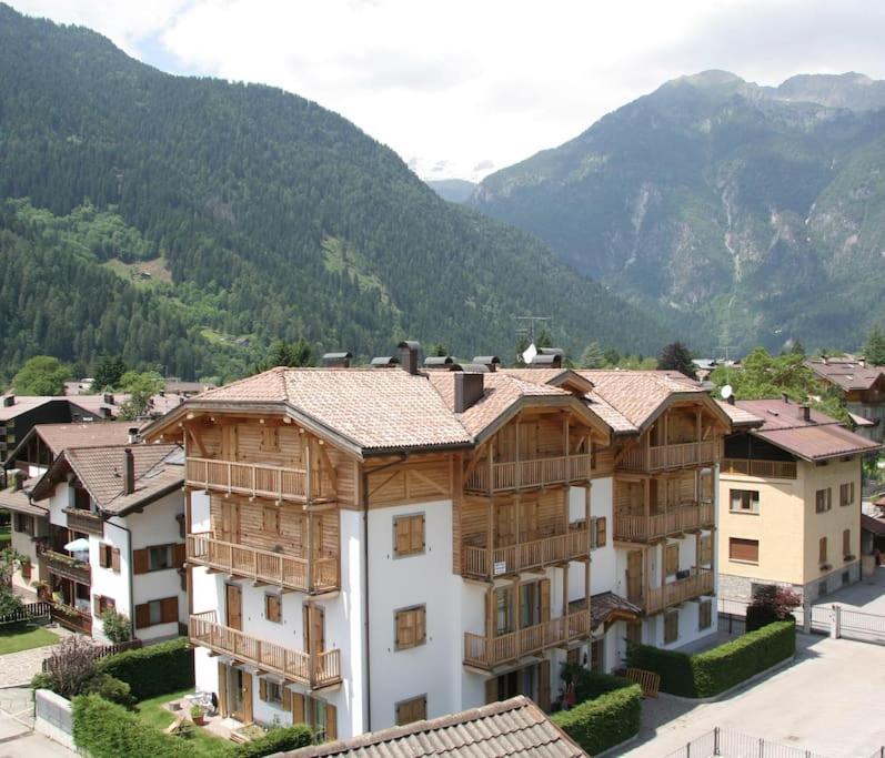 Lovely Apt In Pinzolo Val Rendena 7 Extérieur photo