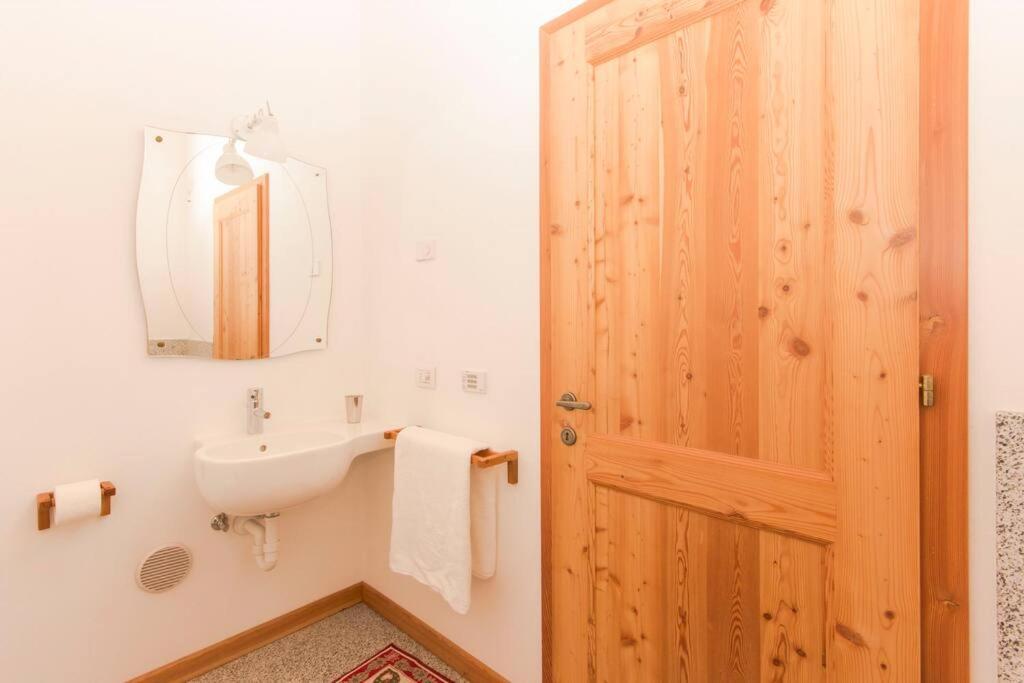 Lovely Apt In Pinzolo Val Rendena 7 Extérieur photo